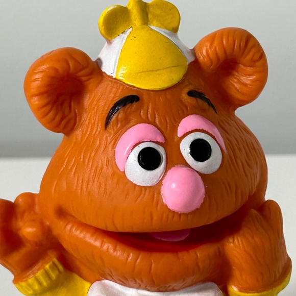 Vintage 80s Playskool The Muppets Baby Fozzie Bear Squeak Toy 5.5" (18B) - Picture 2 of 6